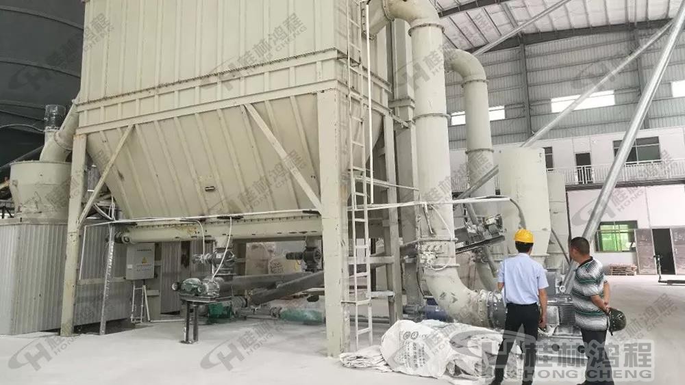 桂林鴻程磨粉機(jī) 雷蒙磨粉機(jī) 擺式磨粉機(jī) 立式磨機(jī) 超細(xì)環(huán)輥磨 桂林鴻程磨粉機(jī) 雷蒙磨粉機(jī) 擺式磨粉機(jī) 立式磨機(jī) 超細(xì)環(huán)輥磨 廣東磨粉機(jī)