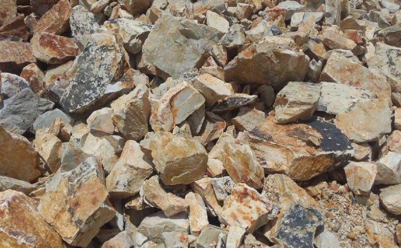 耐火材料原料有哪些？耐材專用磨粉機告訴你